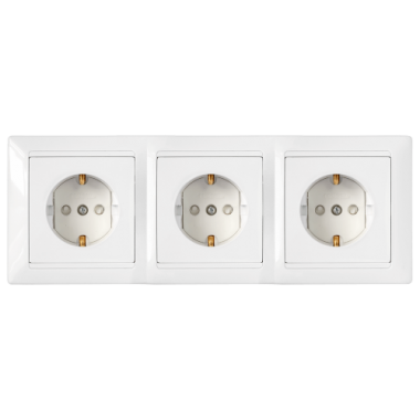 Фотография товара 'Bylectrica Розетка 3-местная СУ с заземляющим контактом со шторкой, серия СТИЛЬ, РС16-359'